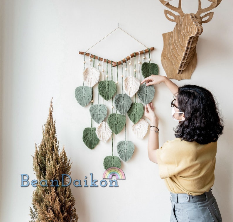 Leaves Macrame Wall Hanging, Macrame Feather Wall Decor, Scandinavian  Decor, Wall Art, Boho Nursery Decor, Plant Mom Gift 